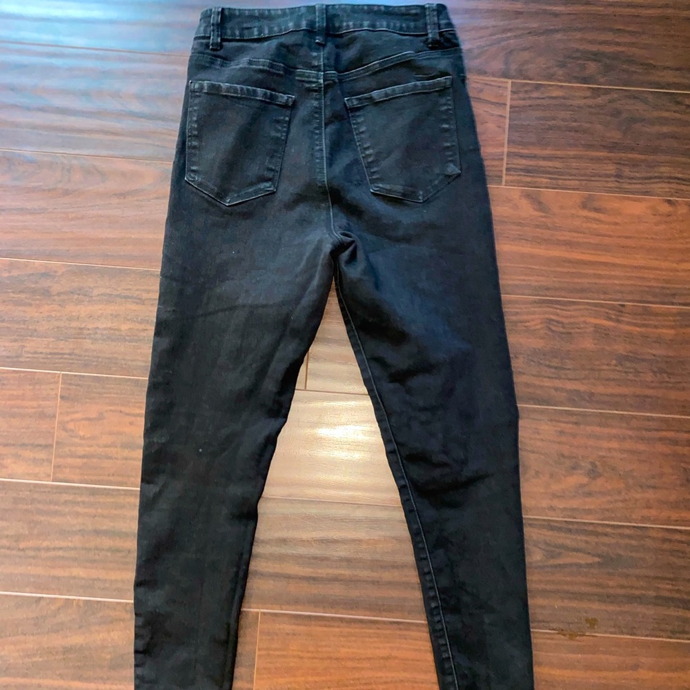 Black skinny jeans